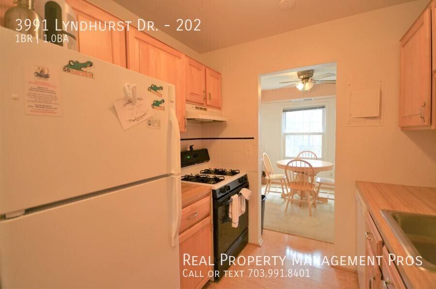 Condo for rent at 3991 Lyndhurst Dr #202, Fairfax, VA 22031