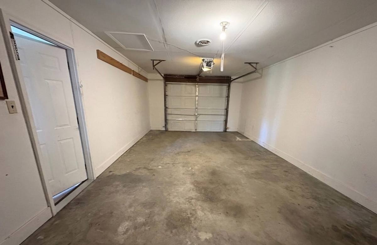 House for rent at 1705 N 4th St, Wamego, KS 66547