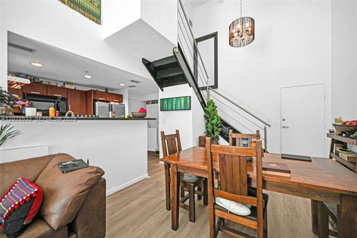 Apartment for rent at 7728 Collins Ave, Miami Beach, FL 33141