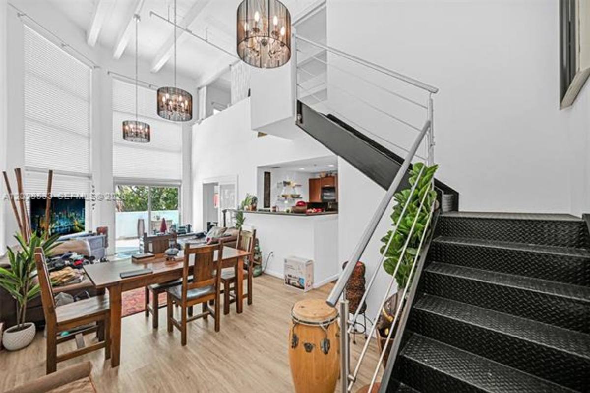 Apartment for rent at 7728 Collins Ave, Miami Beach, FL 33141
