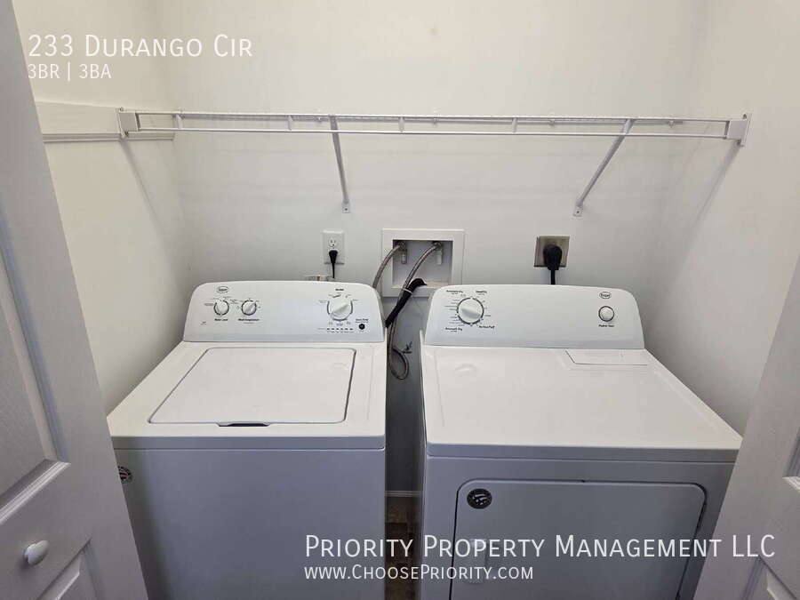 Townhouse for rent at 233 Durango Circle, Broadway, VA 22815