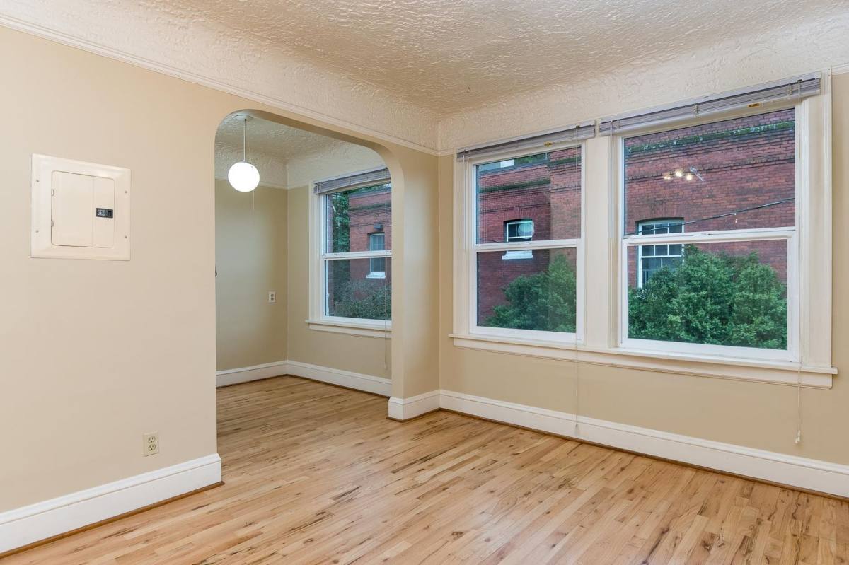 Apartment for rent at 1424 SW Montgomery St, Portland, OR 97201