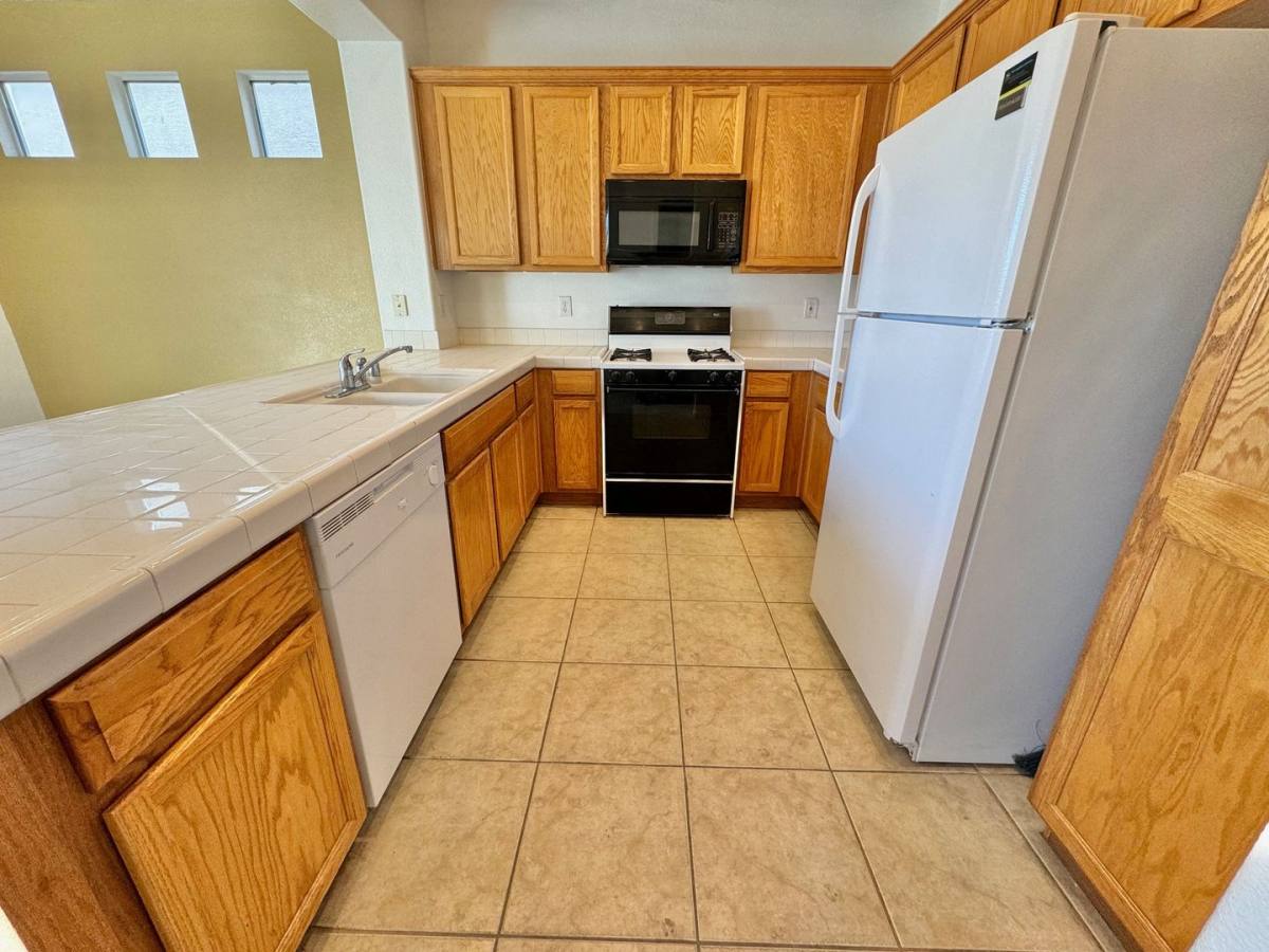 House for rent at 9511 Spring Blush Ave, Las Vegas, NV 89148
