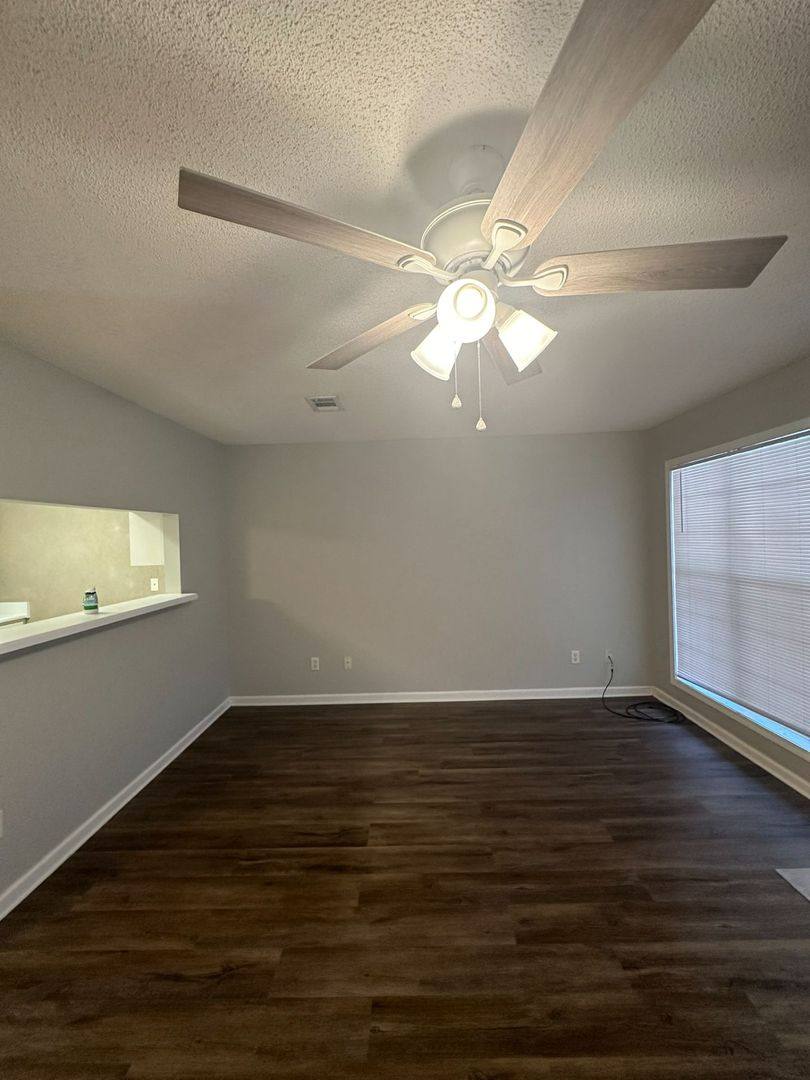 Townhouse for rent at 118 S Springview, Enterprise, AL 36330
