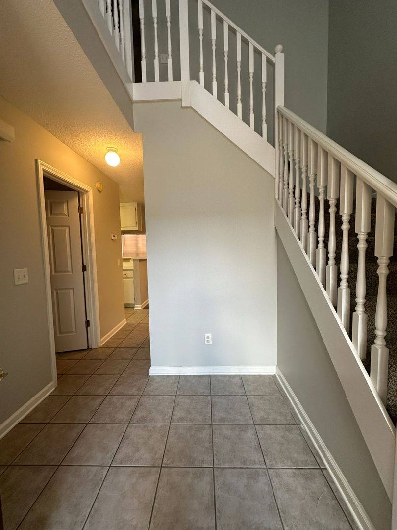 Townhouse for rent at 118 S Springview, Enterprise, AL 36330