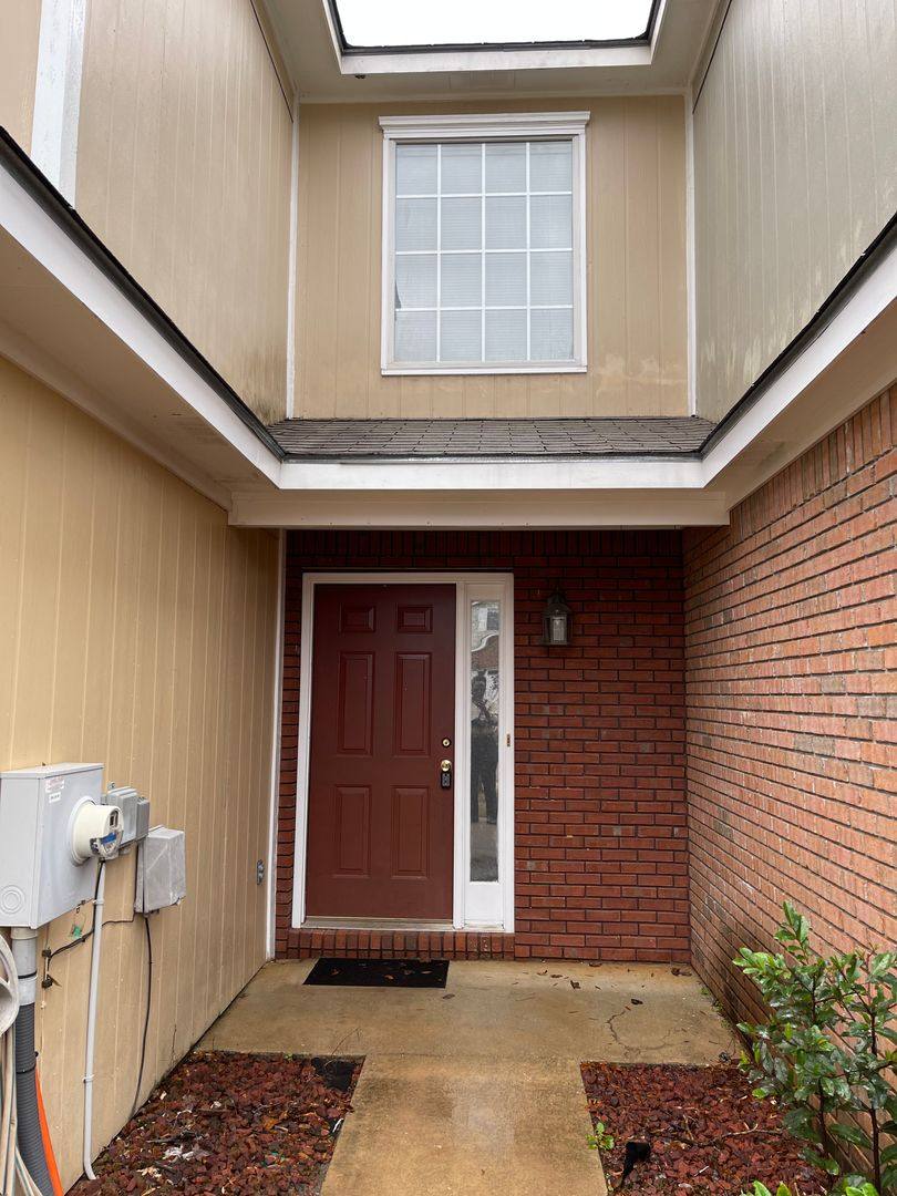 Townhouse for rent at 118 S Springview, Enterprise, AL 36330