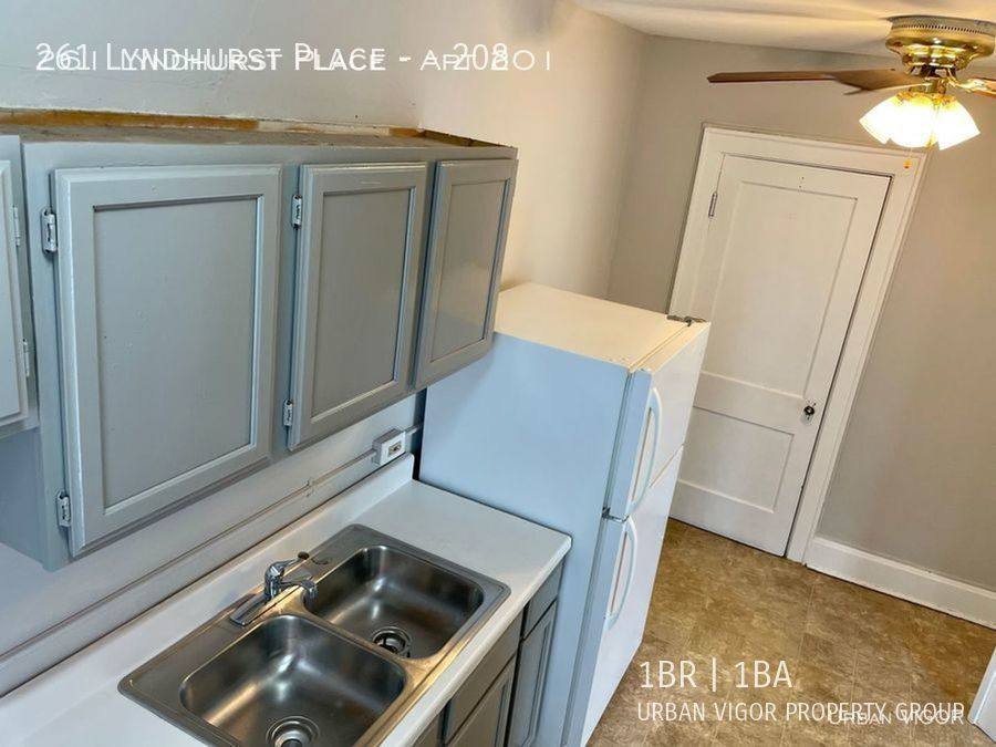 Apartment for rent at 261 Lyndhurst Place #208, Lexington, KY 40508