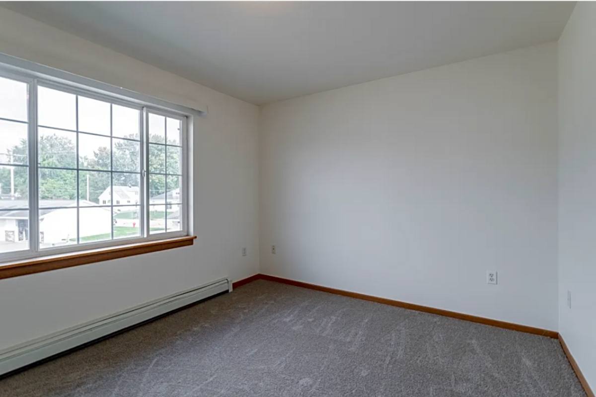 Apartment for rent at 627 N Ave, Antigo, WI 54409