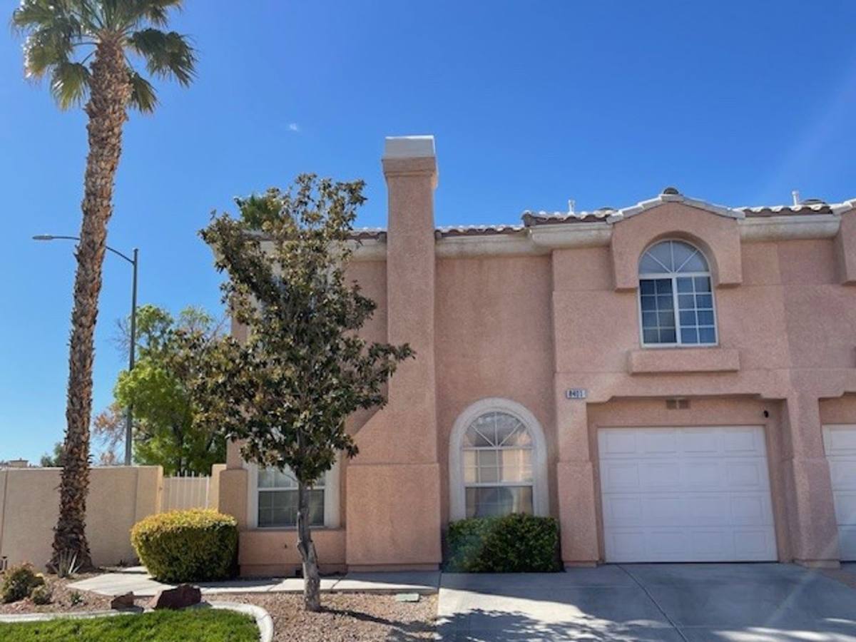 Townhouse for rent at 8401 Sewards Bluff Ave, Las Vegas, NV 89129