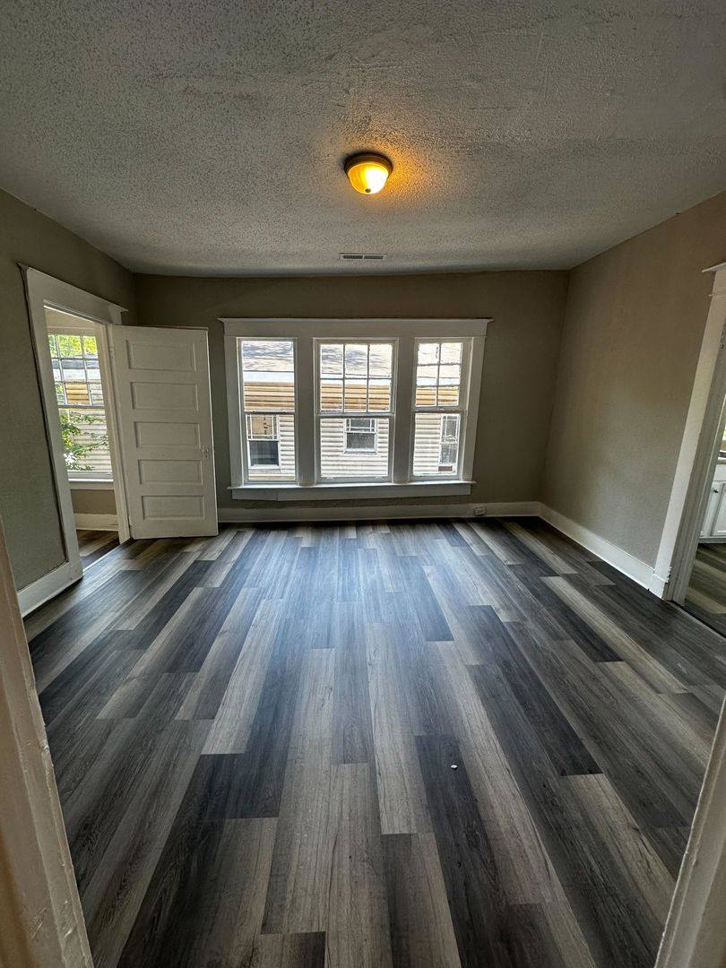 Apartment for rent at 1502 16th Ave S, Birmingham, AL 35205