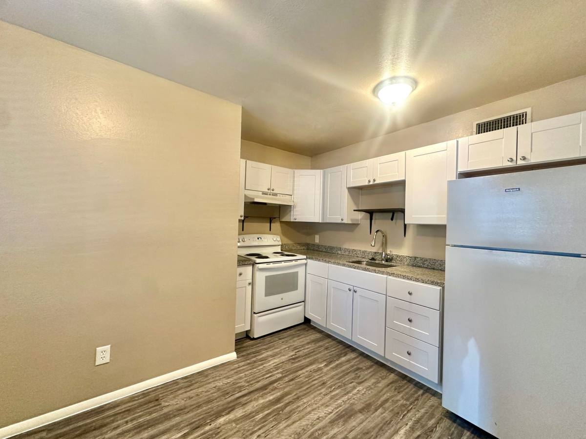Apartment for rent at 1202 N Catalina Ave, Tucson, AZ 85712