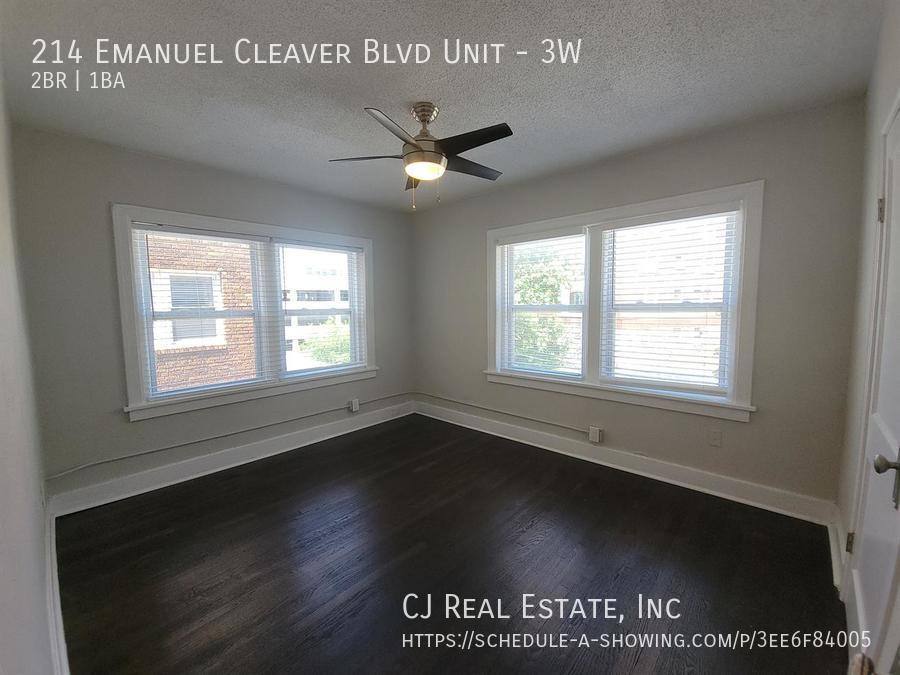 Apartment for rent at 214 Emanuel Cleaver Blvd #3W, Kansas City, MO 64112