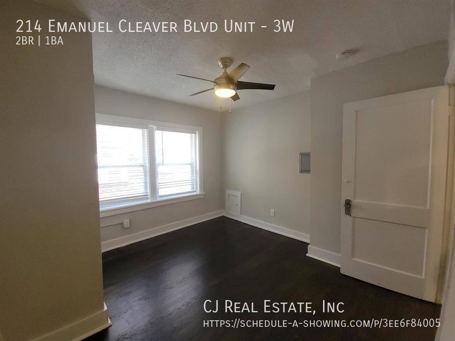 Apartment for rent at 214 Emanuel Cleaver Blvd #3W, Kansas City, MO 64112