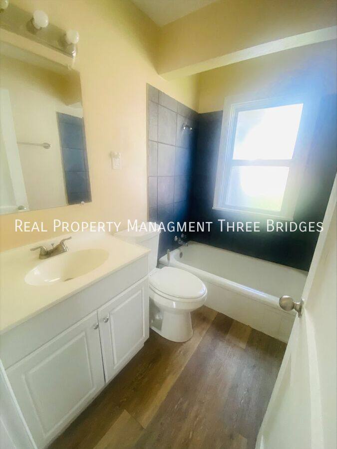 House for rent at 3208 Dix Ave, Saint Louis, MO 63114