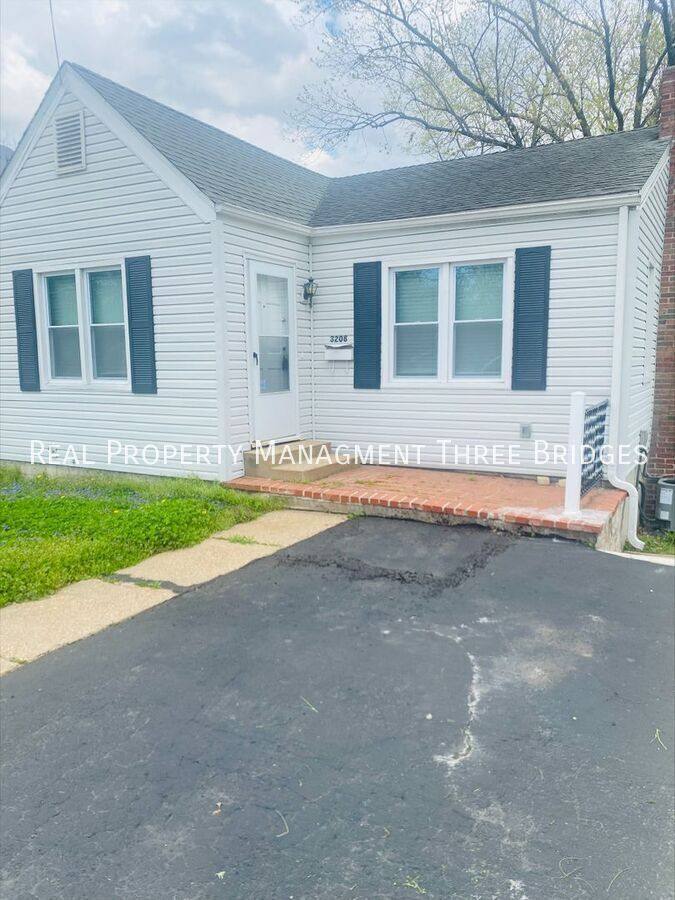 House for rent at 3208 Dix Ave, Saint Louis, MO 63114
