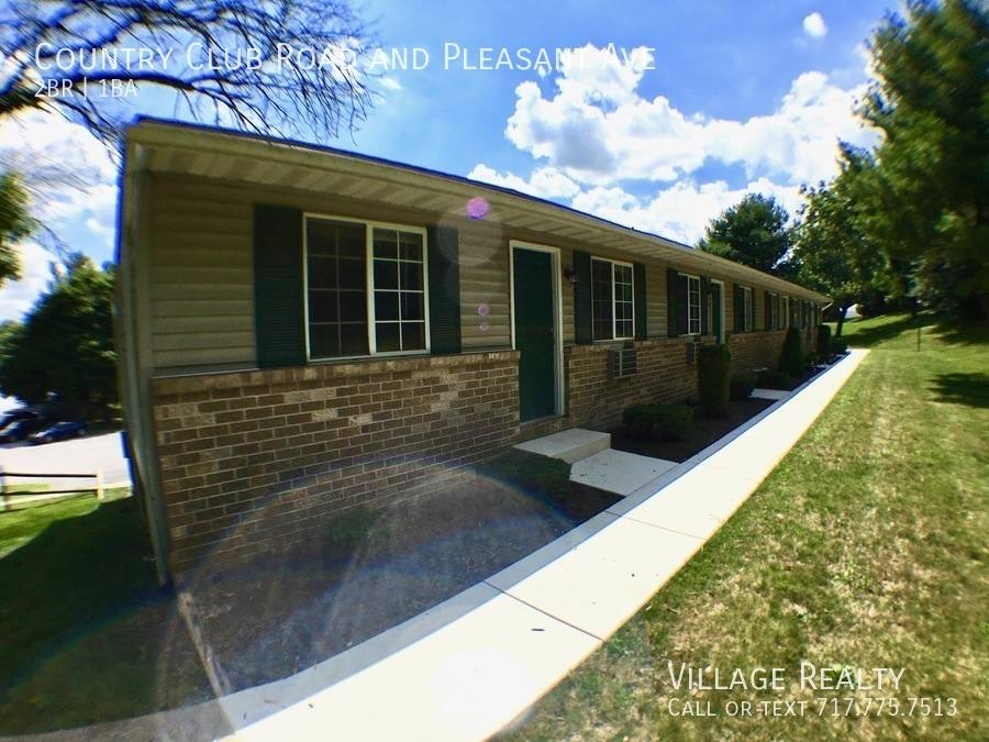 Apartment for rent at 605 Country Club Rd #B, Red Lion, PA 17356