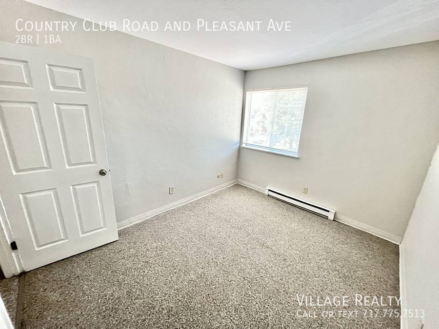 Apartment for rent at 605 Country Club Rd #B, Red Lion, PA 17356