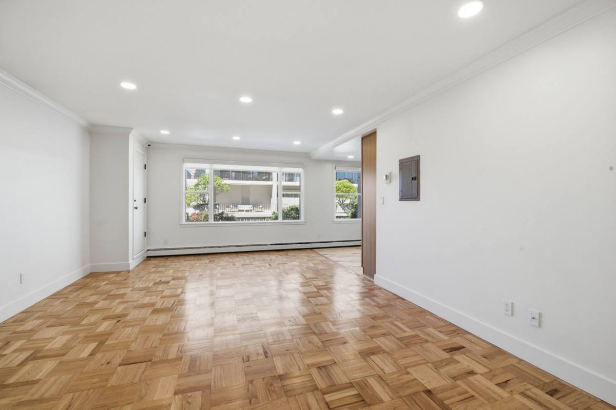 Apartment for rent at 1310 Jones St #204, San Francisco, CA 94109