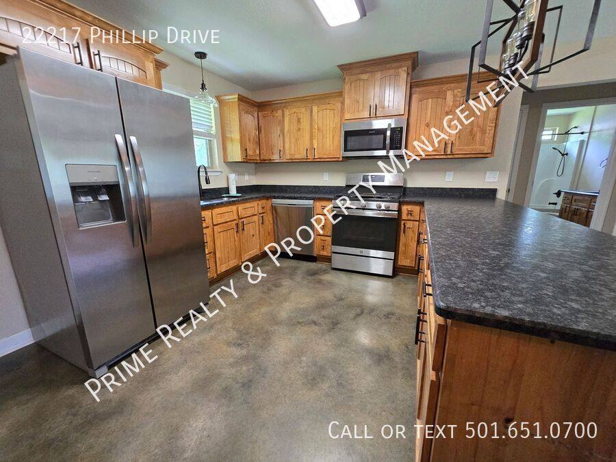House for rent at 22217 Phillip Dr, Little Rock, AR 72206