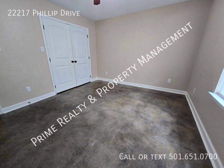 House for rent at 22217 Phillip Dr, Little Rock, AR 72206