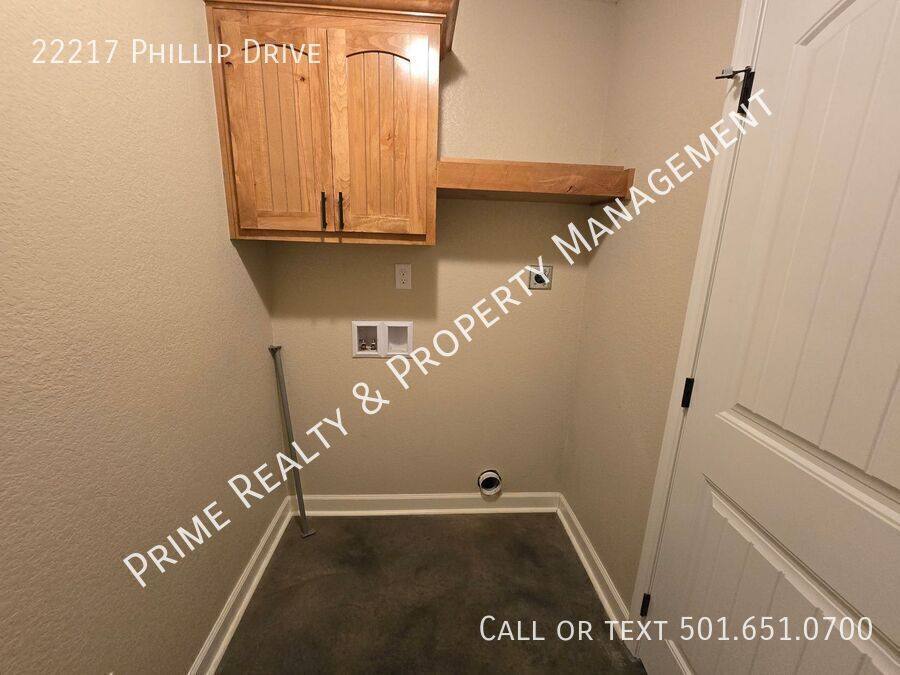 House for rent at 22217 Phillip Dr, Little Rock, AR 72206