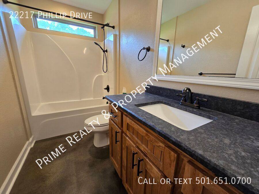 House for rent at 22217 Phillip Dr, Little Rock, AR 72206