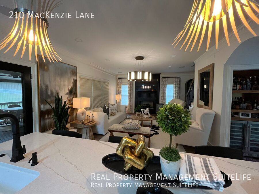 House for rent at 210 Mackenzie Lane, Fayetteville, GA 30214