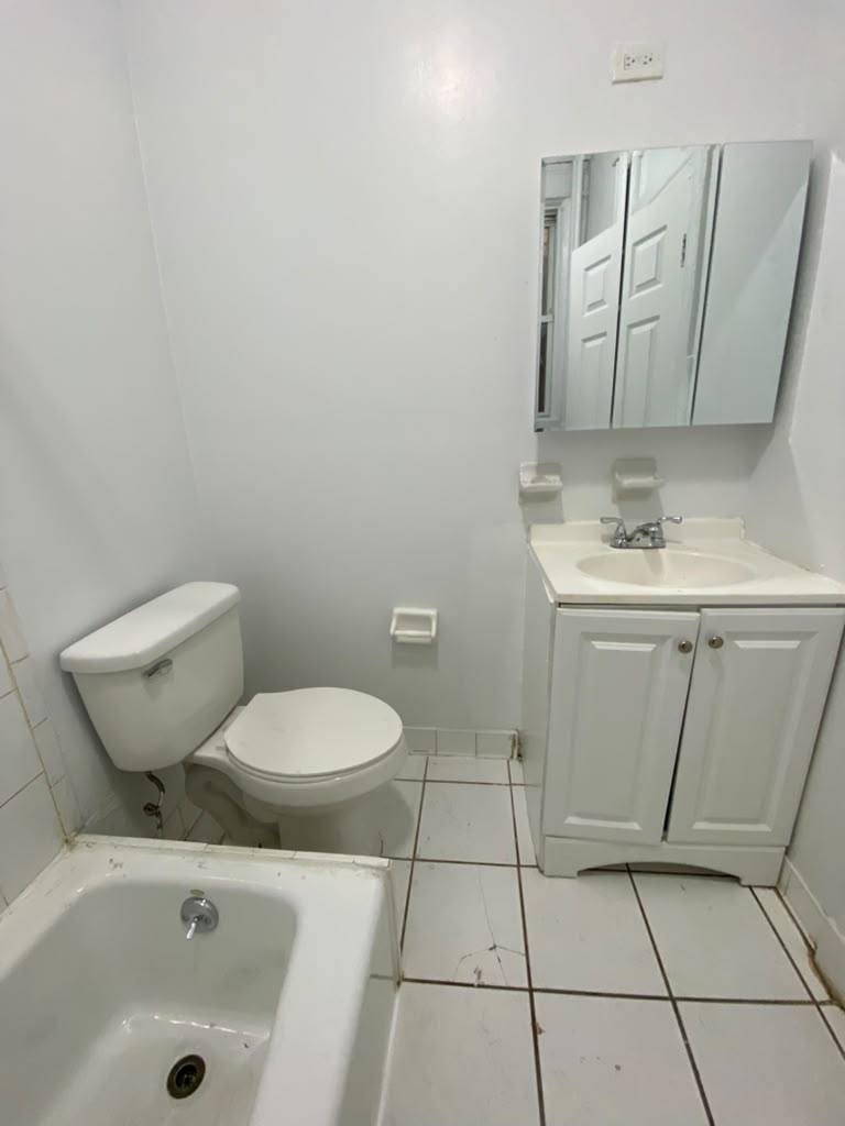 Apartment for rent at 74 Glenwood Ave #2N, Yonkers, NY 10701