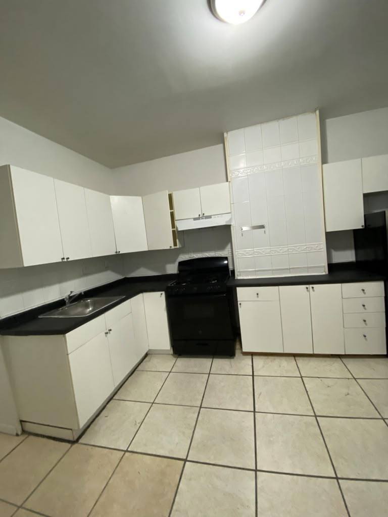 Apartment for rent at 74 Glenwood Ave #2N, Yonkers, NY 10701