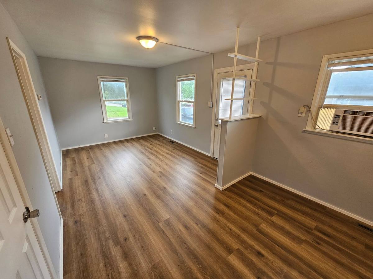 Apartment for rent at 701 W Main St, Union, MO 63084