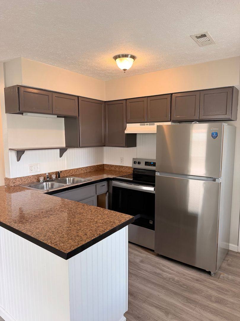 Apartment for rent at 6218 Hilltop Ave, Panama City, FL 32408