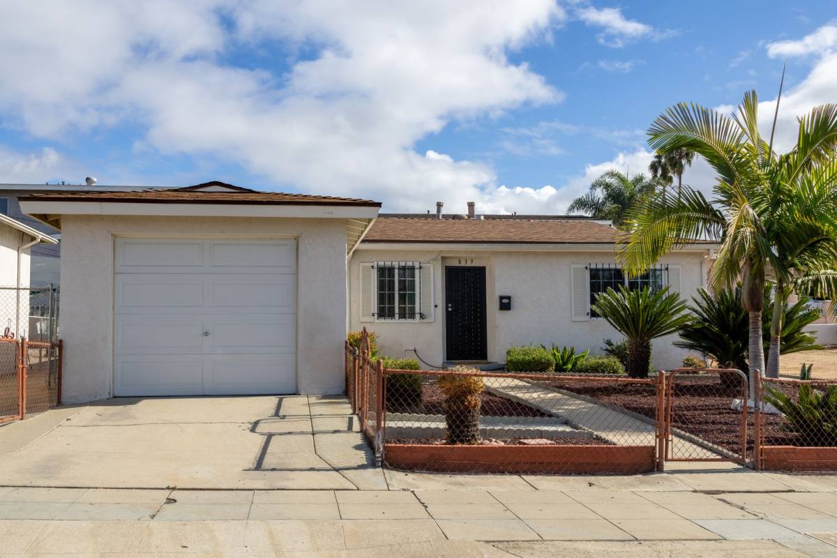 House for rent at 839 S 37th St, San Diego, CA 92113