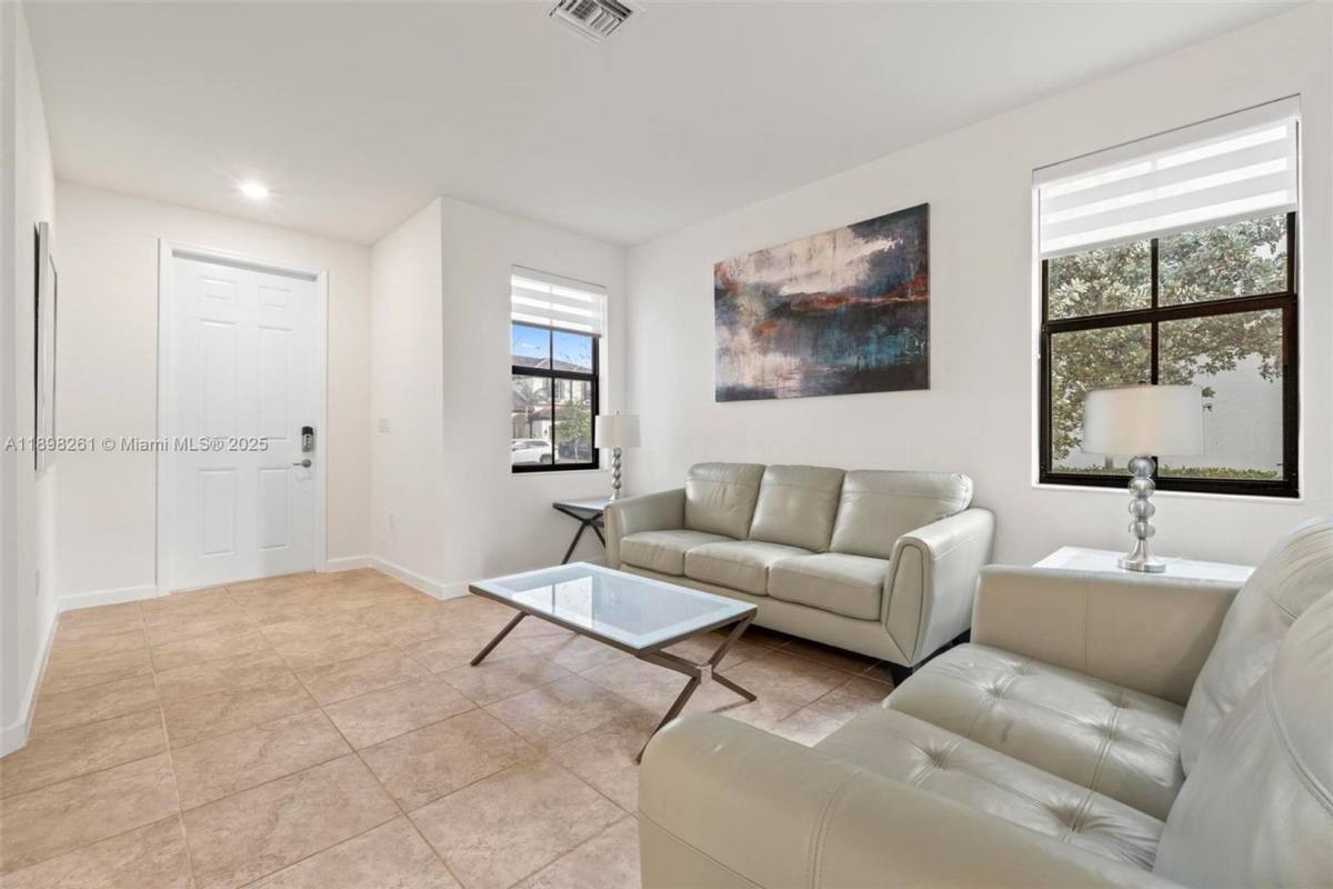 Townhouse for rent at 9000 NW 183rd St, Hialeah, FL 33018