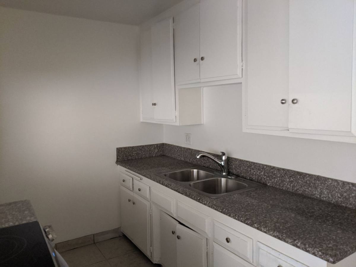 Apartment for rent at 709 E 3rd St, Long Beach, CA 90802