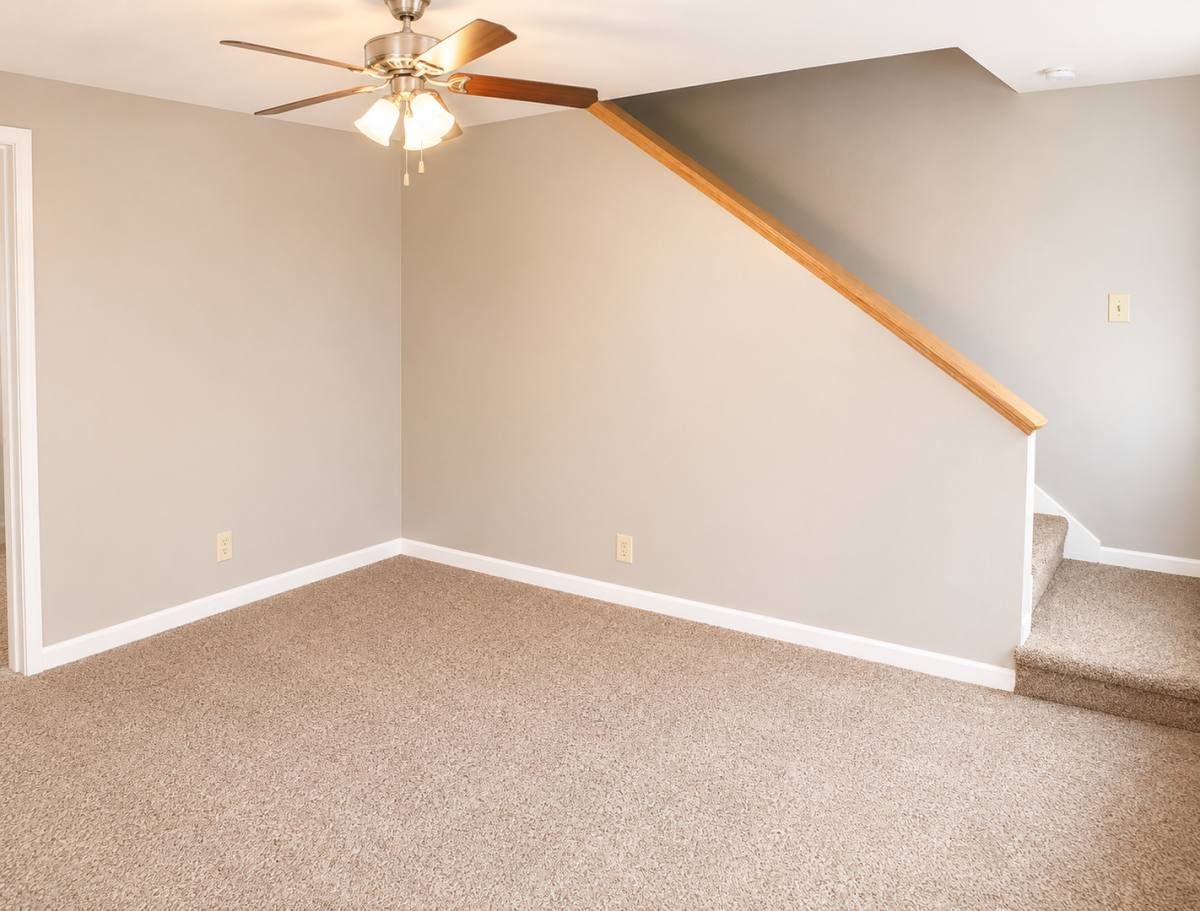 House for rent at 2092 Garfield Ave, Dubuque, IA 52001