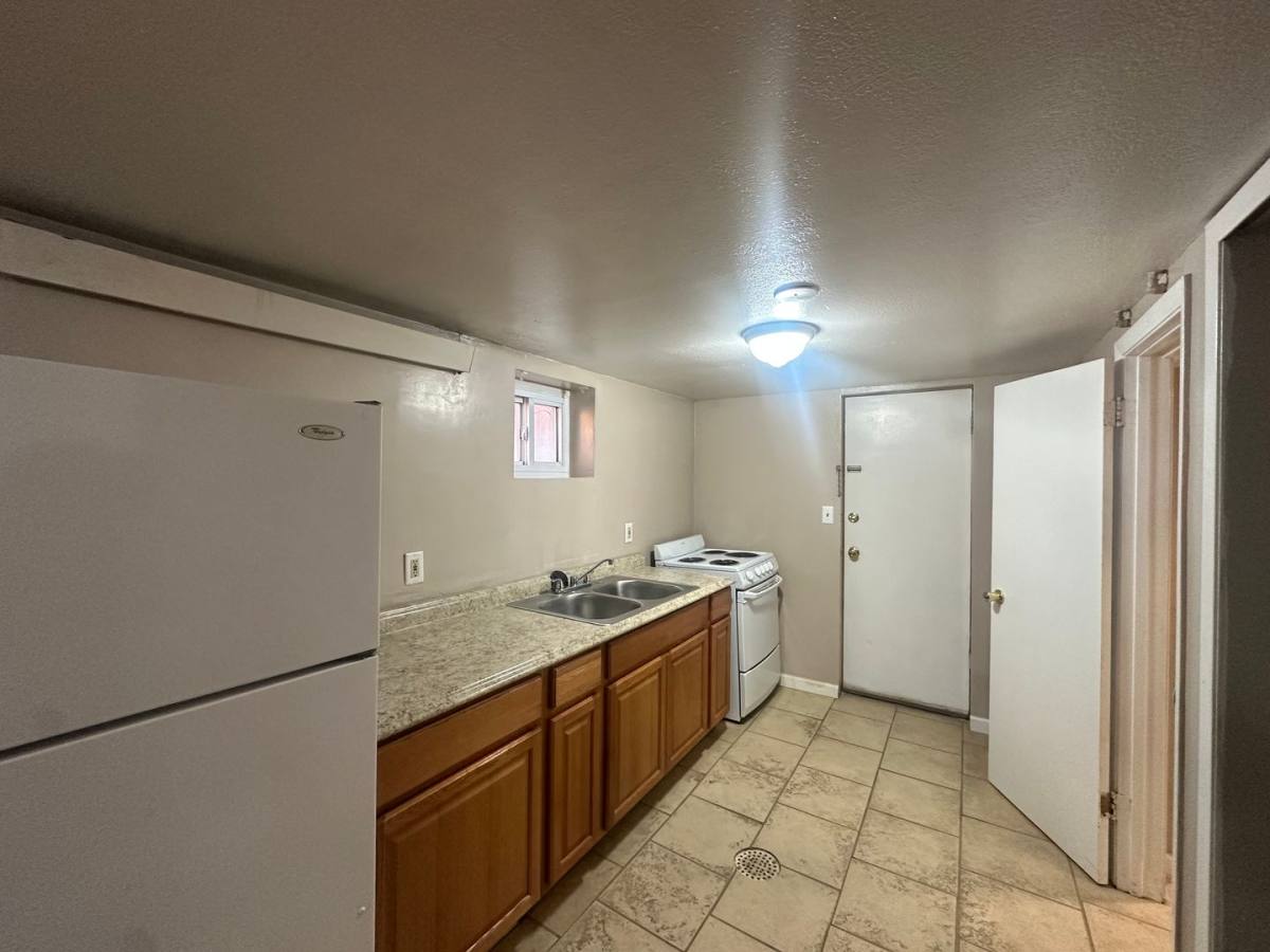 Apartment for rent at 419 1 2 W, Scottsbluff, NE 69361
