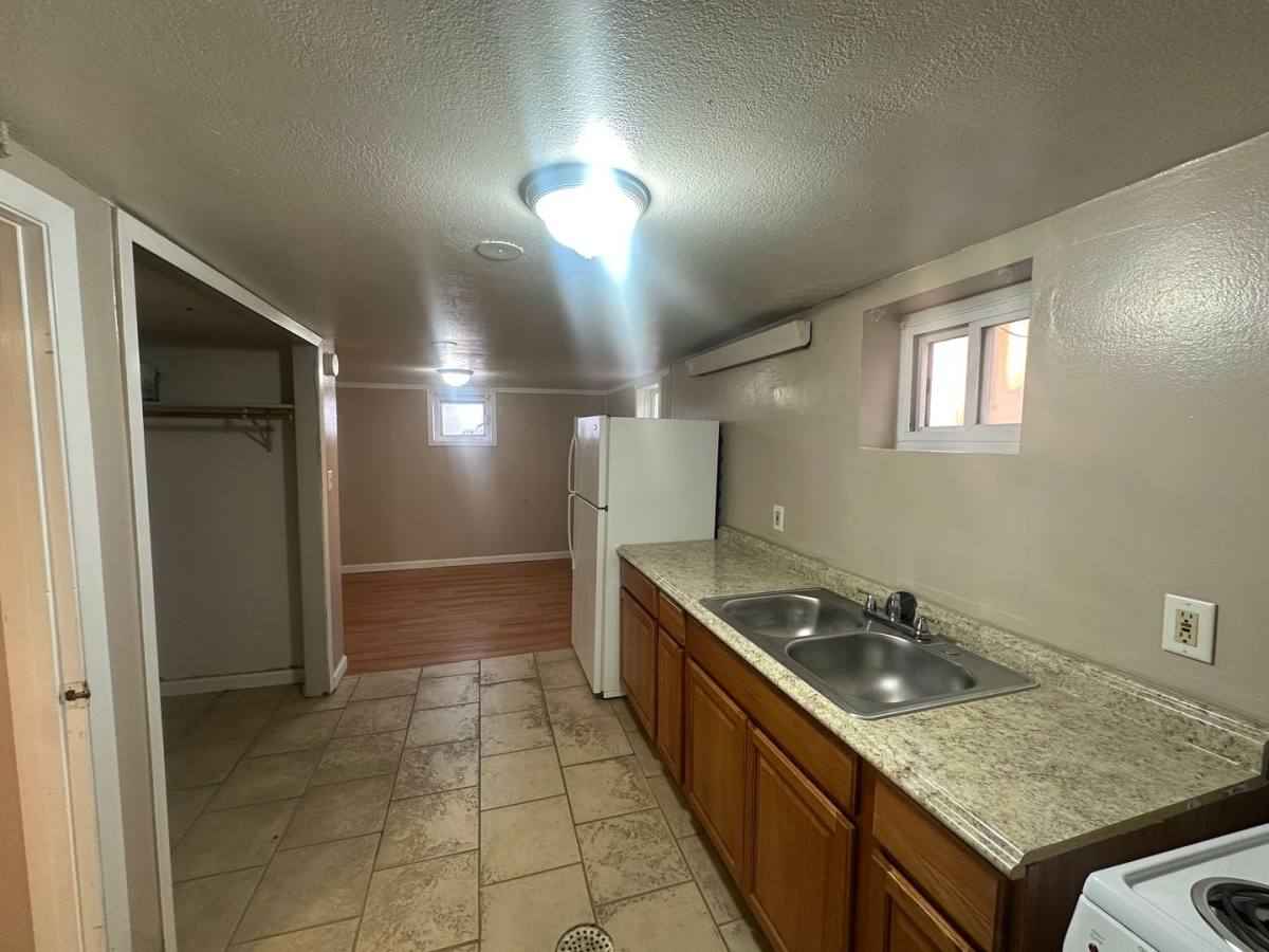 Apartment for rent at 419 1 2 W, Scottsbluff, NE 69361