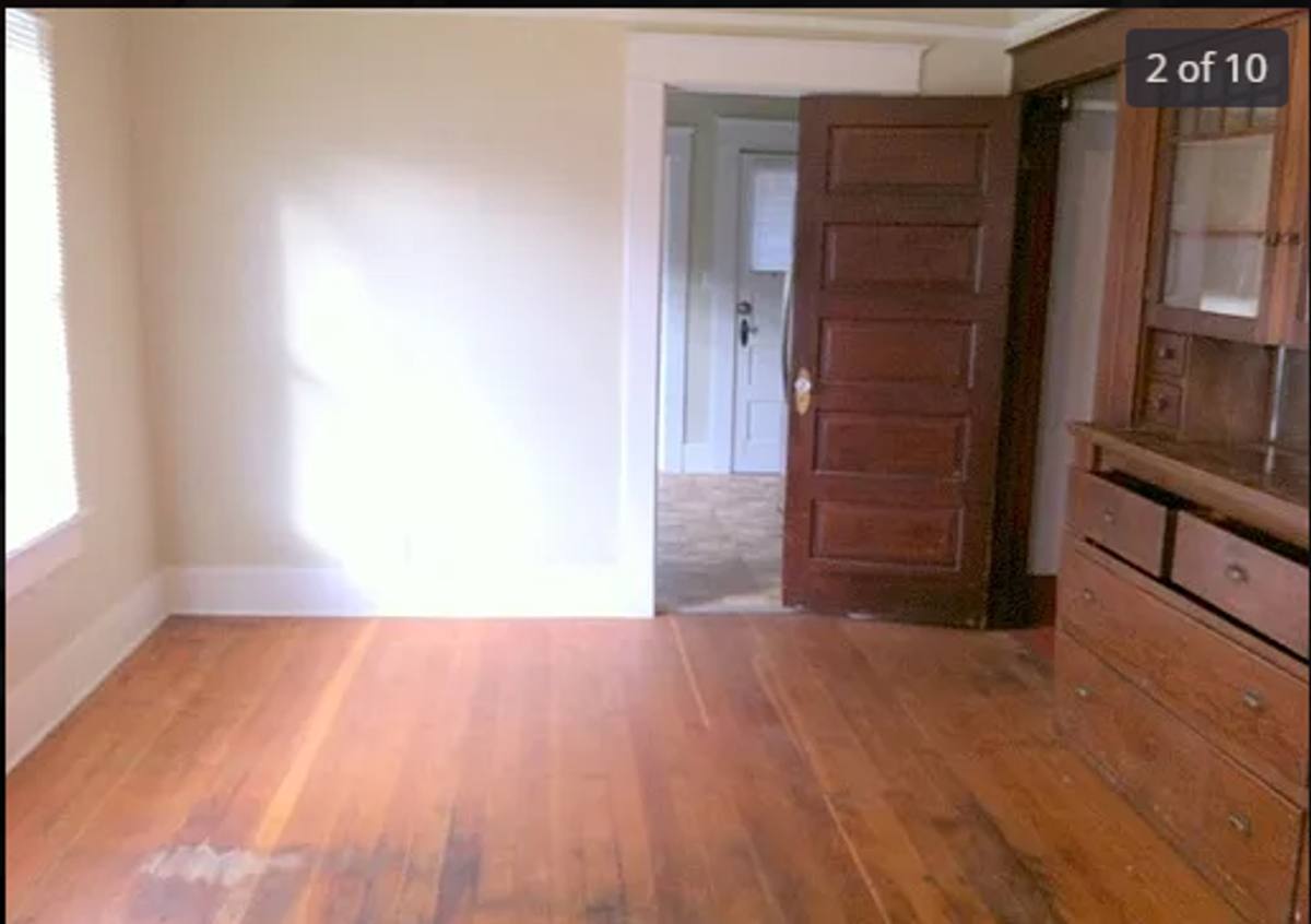 Apartment for rent at 1014 SE Pine St, Roseburg, OR 97470