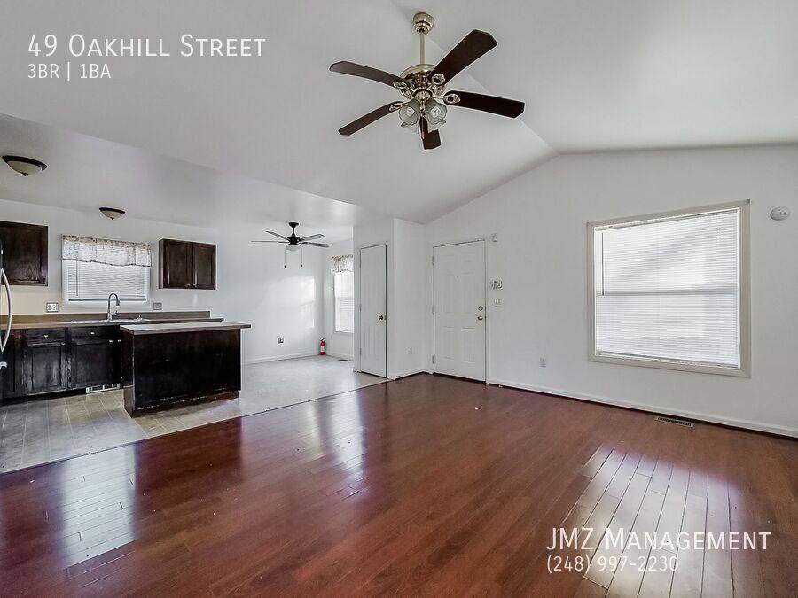 House for rent at 49 Oakhill St, Pontiac, MI 48342