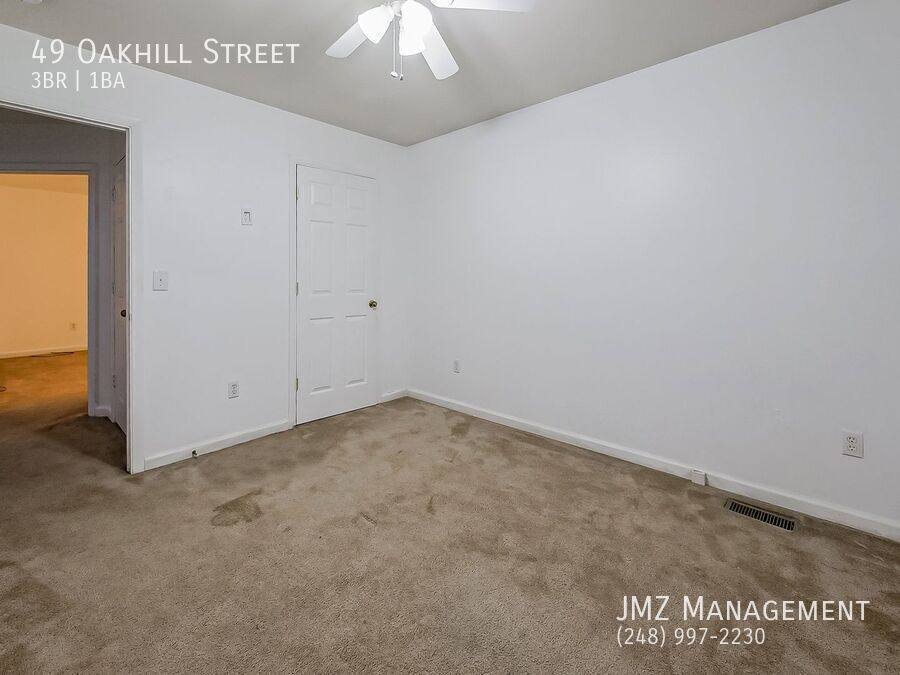 House for rent at 49 Oakhill St, Pontiac, MI 48342