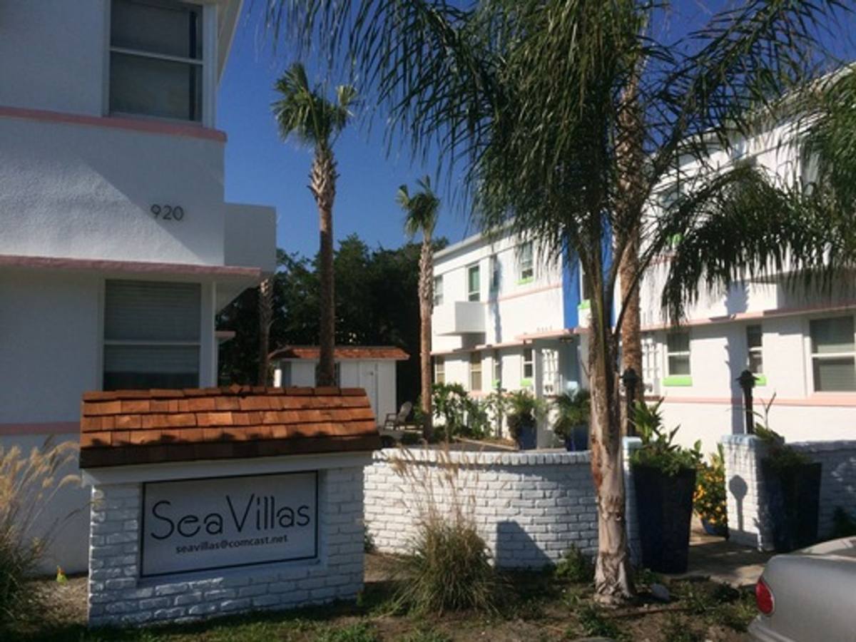 Apartment for rent at 920-928 N 2nd St, Jacksonville Beach, FL 32250