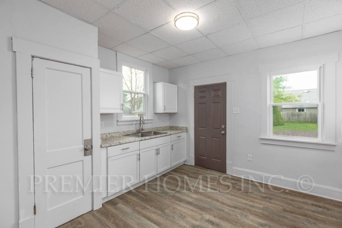 House for rent at 2613 4th St NW, Canton, OH 44708