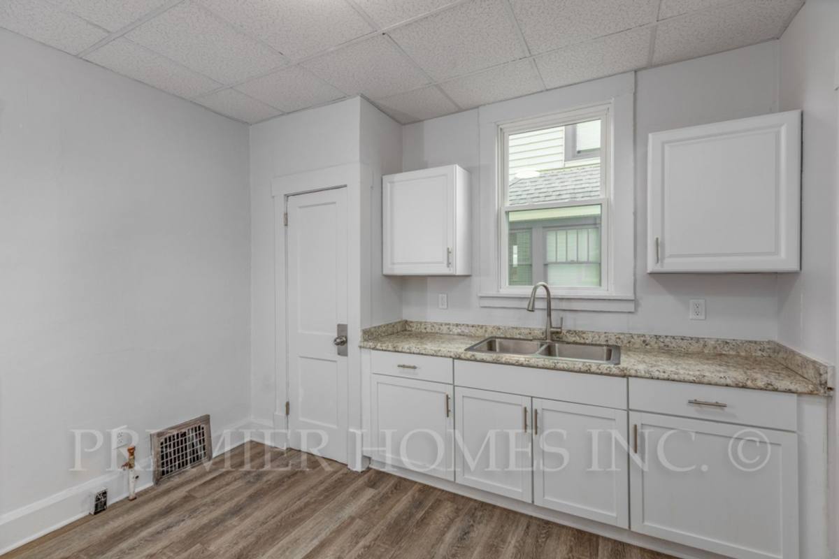 House for rent at 2613 4th St NW, Canton, OH 44708