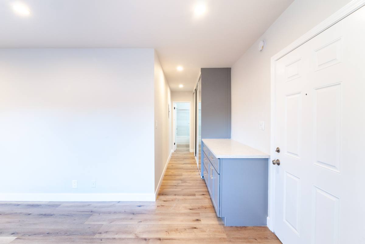Apartment for rent at 4848 St Charles Place #4, Los Angeles, CA 90019