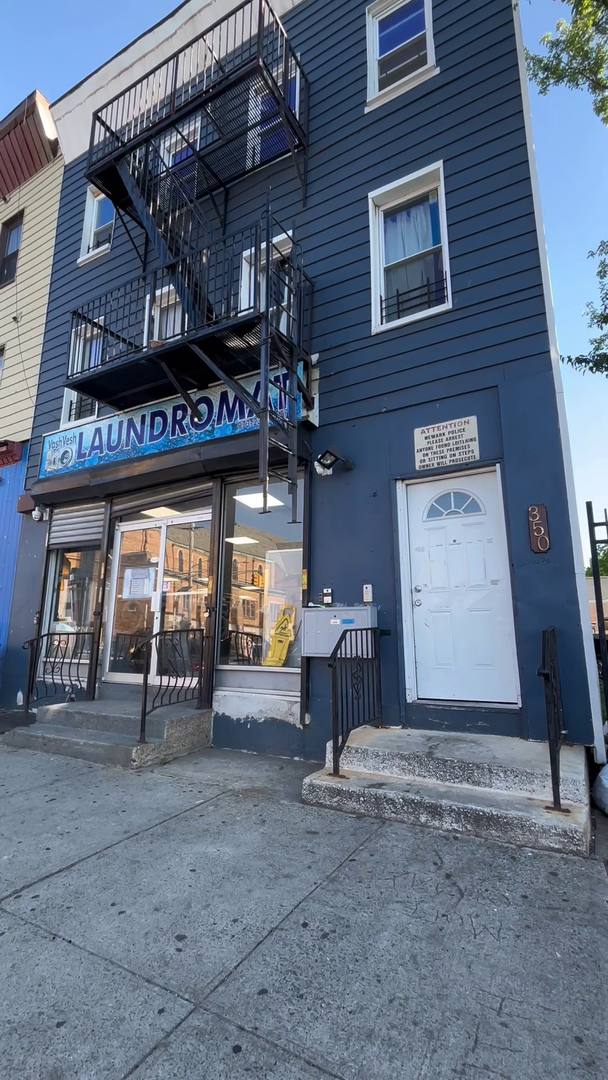Apartment for rent at 350 S Orange Ave, Newark, NJ 07103