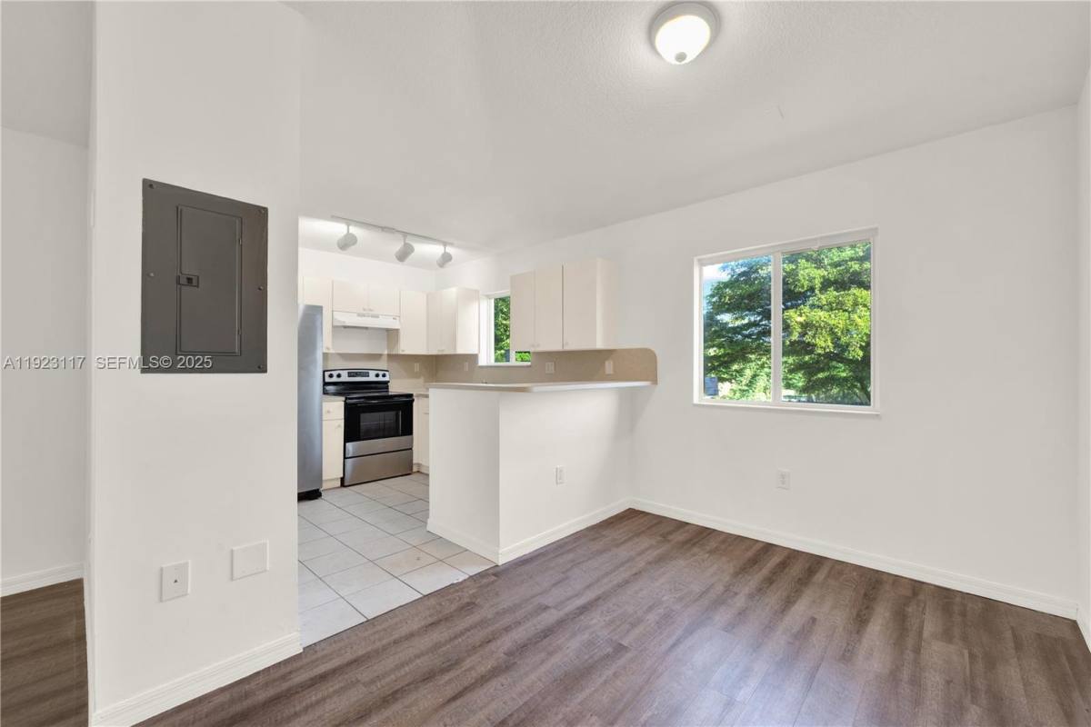 Condo for rent at 3385 NE 10th St #201, Homestead, FL 33033
