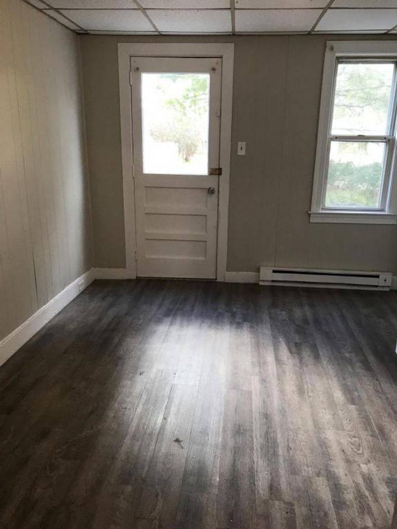 House for rent at 117 W Chapel Ave, Carlisle, PA 17013