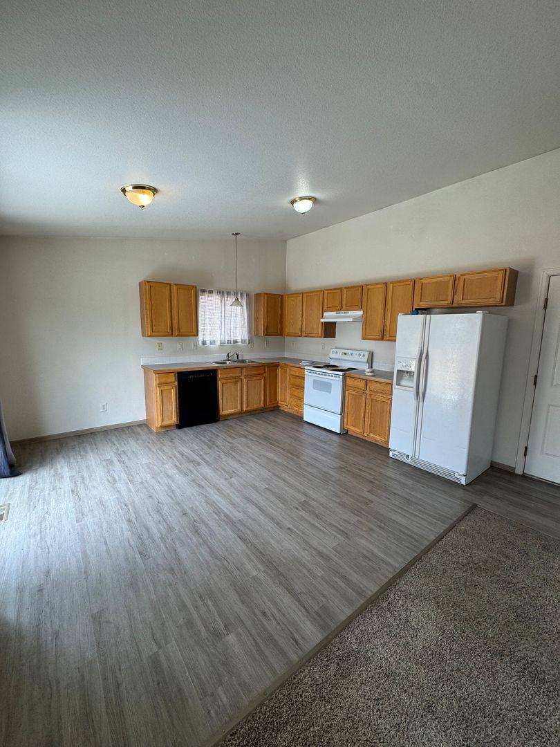 House for rent at 2702 Hawk Dr, Evans, CO 80620