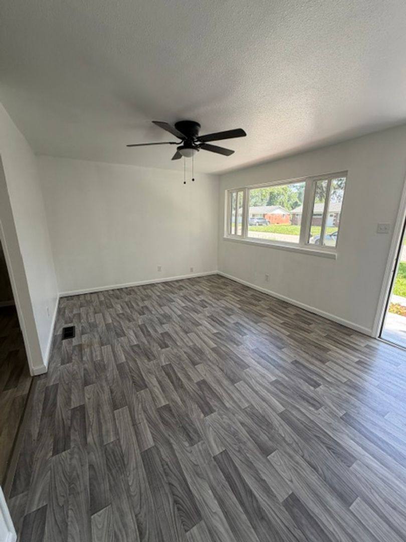 House for rent at 2008 Delores, East Saint Louis, IL 62206