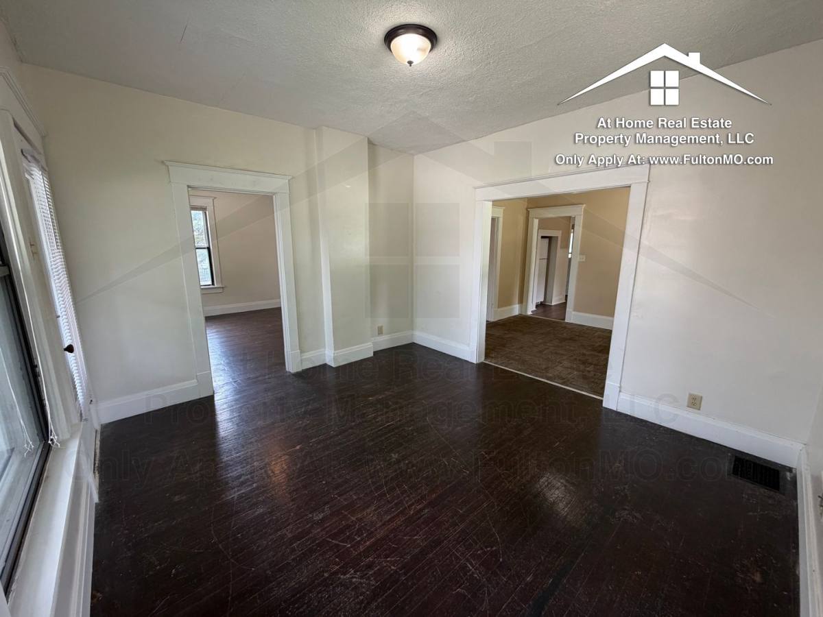 House for rent at 217 W 6th St, Fulton, MO 65251
